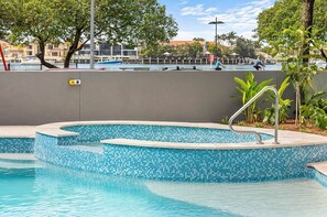 Pool - Riverdance Apt 07 Sum (Mooloolaba)