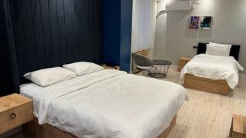 Family Room | Premium bedding, Select Comfort beds, free WiFi, bed sheets