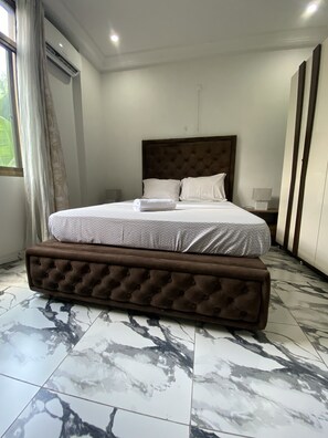 2 bedrooms, WiFi - Le double Luna- Résidence Alpha (Kinshasa)