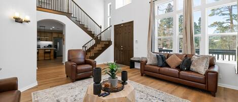 Smart TV, fireplace, ping pong