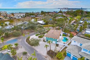 Exterior - Waterfront KEY home w/ Pool, HotTub, mins to beach (Siesta Key)