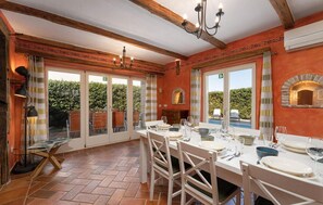 Dining - Beautiful home in Funtana (Funtana)