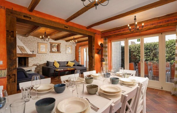 Dining - Beautiful home in Funtana (Funtana)