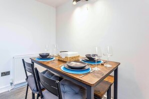Dining - 20 Millway - Gateshead (Deckham)