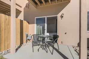 Outdoor dining - Rising Star (Colorado Springs)