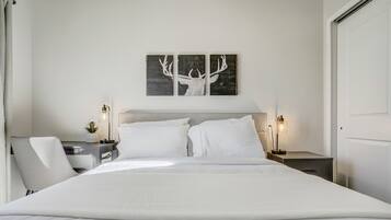 4 kamar tidur, Wi-Fi gratis, dan seprai linen