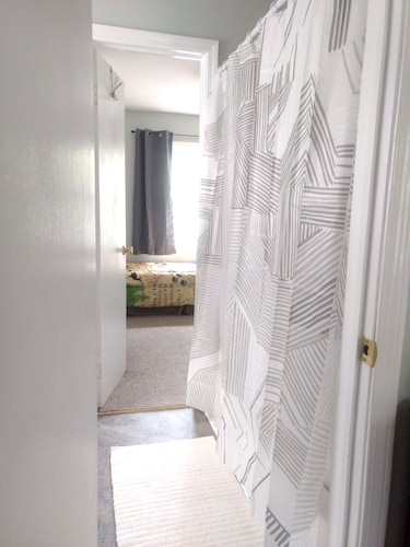 2 Bdrm Condo w/in 10 min from USC, Downtown Columbia, Ft Jackson, VA hospital