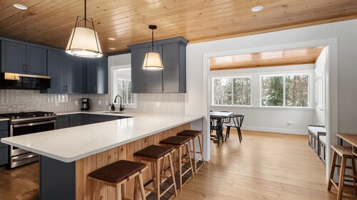 Remodeled Ski Home - Private Inground Pool - Game Room - Fire Pit