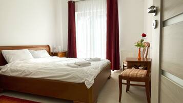 1 bedroom, iron/ironing board, free WiFi, bed sheets