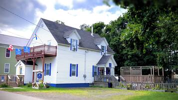 Facciata della struttura