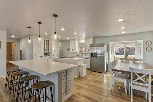 Canyon Cove Cottage | In Home Gym | Chef's Kitchen