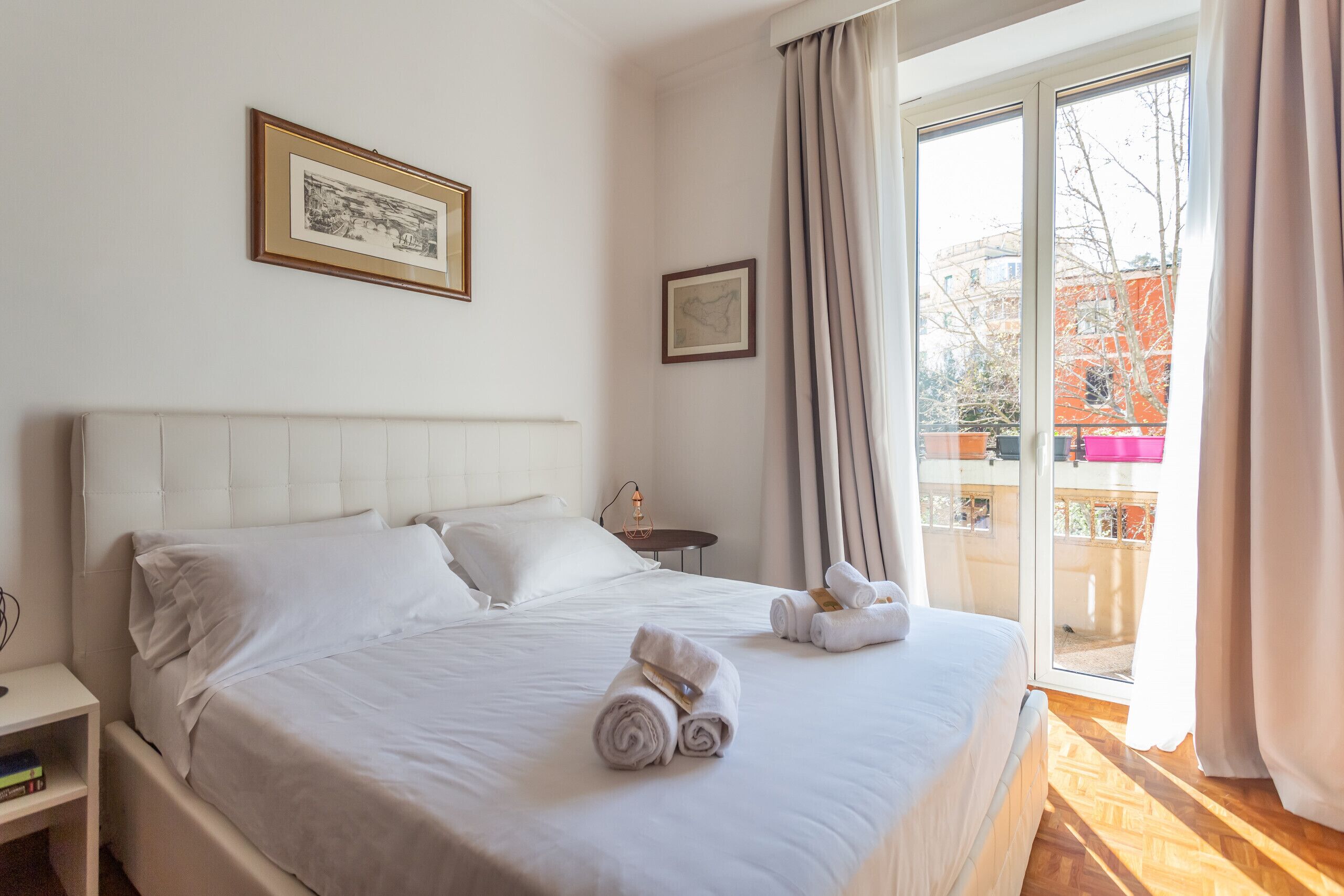 2 Schlafzimmer, Zimmersafe, Bügeleisen/Bügelbrett, kostenloses WLAN