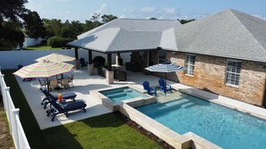 Pool - Pet Friendly, Outdoor Living, Heatable Pool & Spa, Walk To Beach (Miramar Beach)