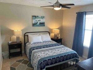 4 dormitorios, tabla de planchar con plancha, cuna de viaje y wifi