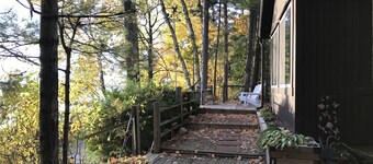 Cozy Cabin on Black Lake with a great view, 5 minutes to Black Mountain rec area