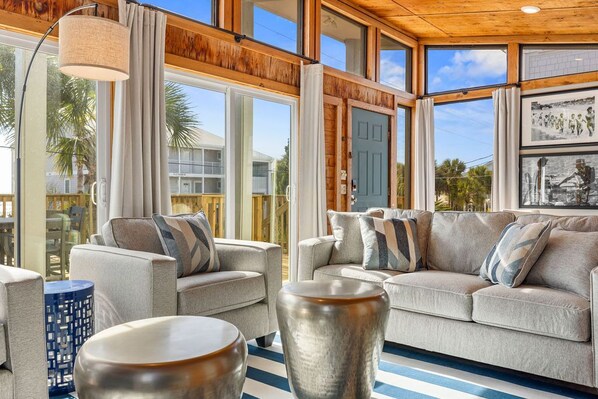 TV - Dry Dock: Your Cozy Beachside Retreat at 612 Eastern Lake Rd (Seagrove Beach)