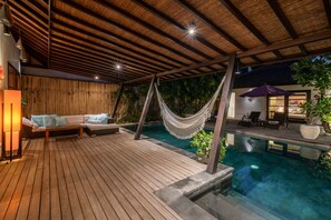 Family Villa | Terrace/patio - Villa Claudia  (Kerobokan)