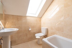 ヘアドライヤー、タオル