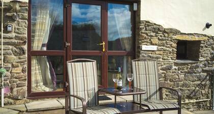 Blare Cottage at Lower Aylescott