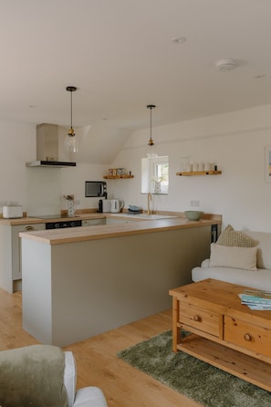Interior - Rowan Cottage - Sleeps 4 in Croyde (Croyde,)