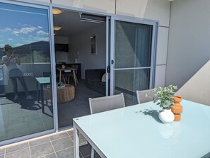 Unclassified image, 2 of 34, button - Serenity at Stromlo modern apartment @Wright (Wright)
