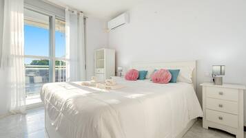 2 chambres, fer et planche Ă repasser, accĂšs Internet, draps fournis