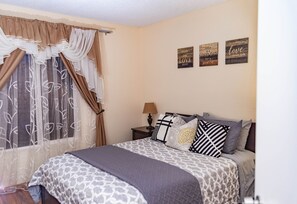 3 bedrooms, WiFi, bed sheets