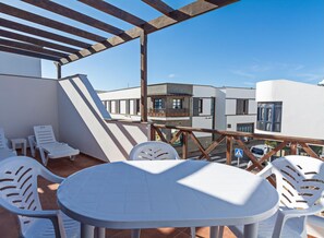 Outdoor dining - Plus Apartment Malva Beach Playa Blanca BY PVL (Playa Blanca)