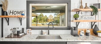 Portsmouth Waterfront Home / Private Dock