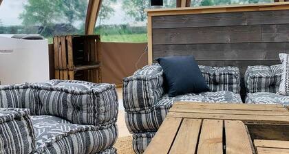 Starry Wigwam (pets not allowed)