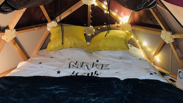 1 quarto, Wi-Fi de cortesia, roupa de cama