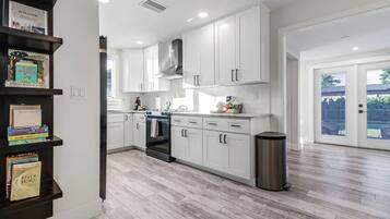 獨棟房屋 (1449 Braman Ave) | 外觀