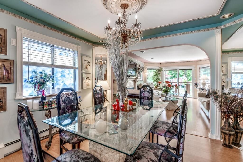 Photo - Diana's Luxury Bed and Breakfast
