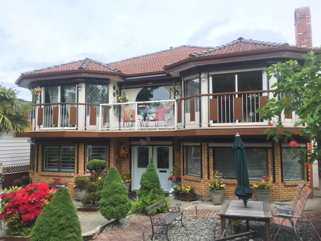 Photo - Diana's Luxury Bed and Breakfast