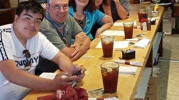 Bar (in der Unterkunft)