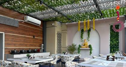 Hotel Mahadev Rishikesh