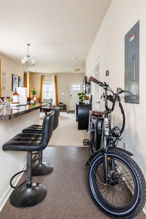 Interior - Cozy loft w/private parking (Washington)