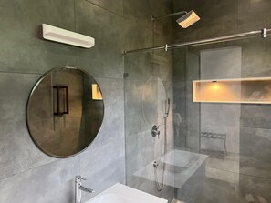 Bathroom - Rocks and Greens (Padmanabham)