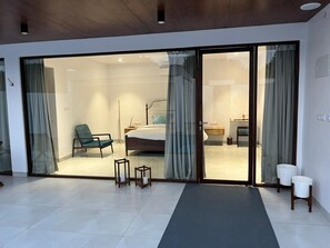 Luxury Studio Suite - Rocks and Greens (Padmanabham)