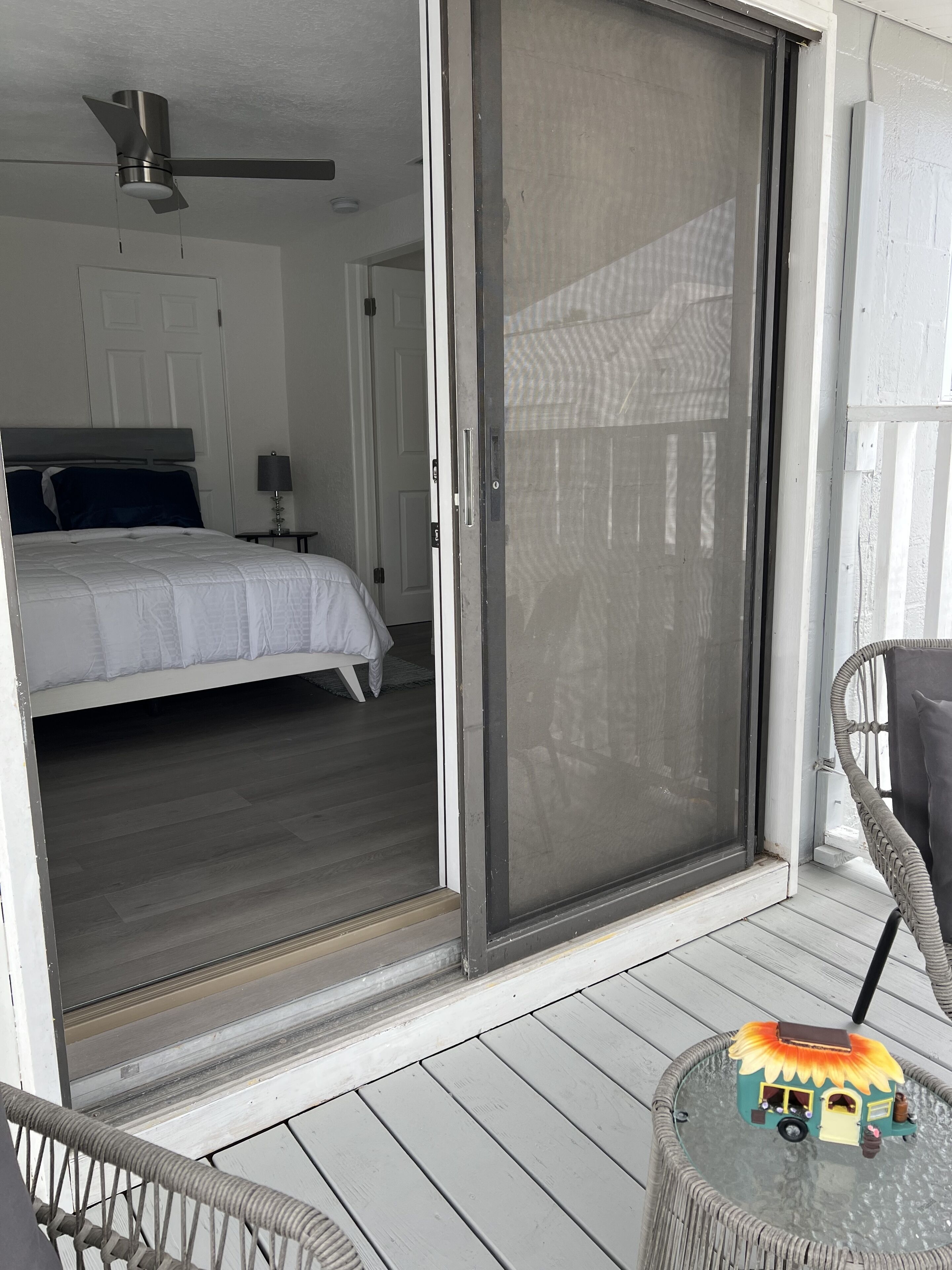 2 chambres, fer et planche à repasser, accès Internet, draps fournis