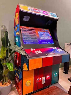 Games room - Rusa Cottage (Sleeps 10 pax - 1 min walk from KSL) (Johor Bahru)