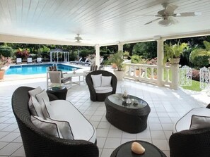 Pool - Villa Vistamar – Elegant Sandy Lane Estate Living in Barbados (Fitts Village)