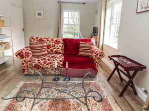 Living area - KYLEATUNNA COTTAGE, pet friendly in Ennis, County Clare (Unknown)