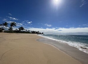 كراسي للتشمس، مناشف للشاطئ