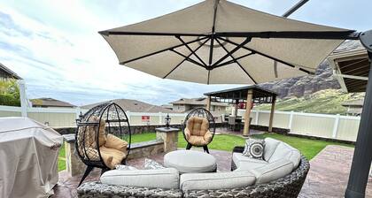 Westside Hawaiian Sanctuary- New Home inside gated community.