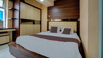 Family Studio | Free WiFi, bed sheets