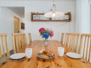 Dining - "Clementine" - 1.2km from the sea by Interhome (Nexø)