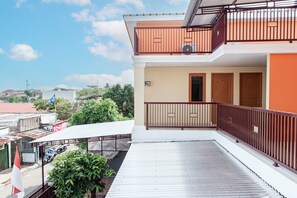 Exterior detail - Hotel O Alnasya Syariah (Palembang)