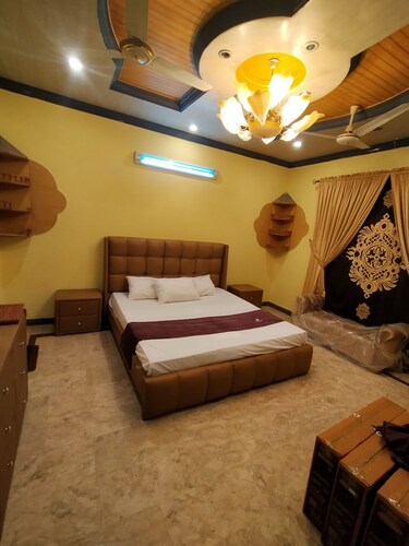 Peridot Residency offering very reasonable price for monthly basis 