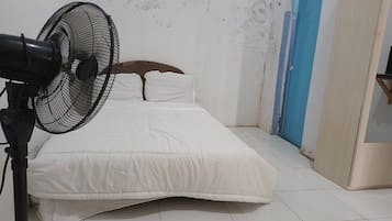 Habitación básica doble | Ropa de cama